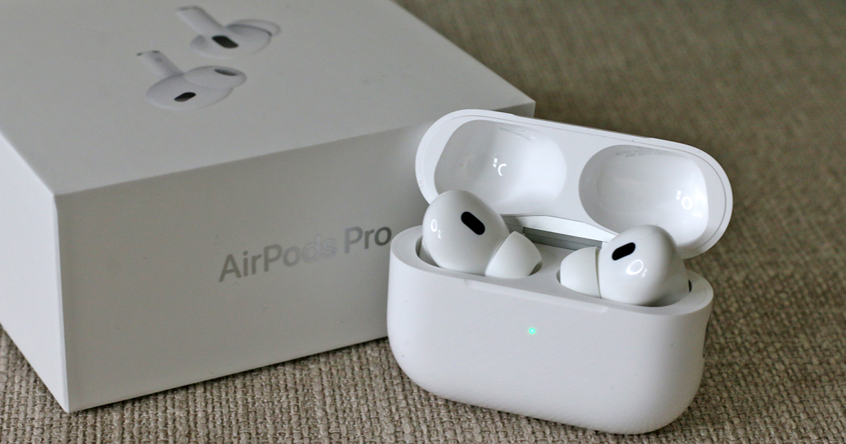 AirPods-Pro-and-package（本人撮影）